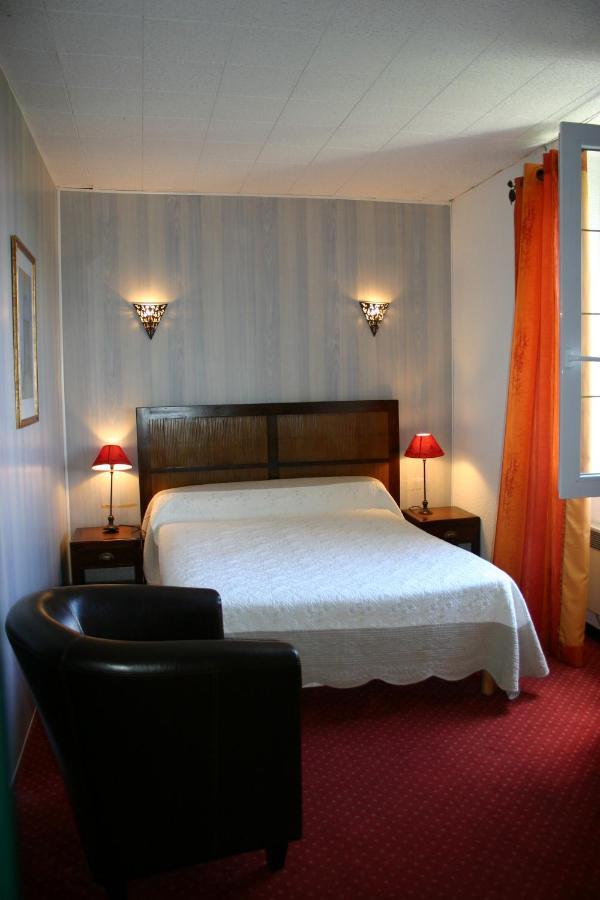 Le Ponant Hotel Pradelles Exterior foto