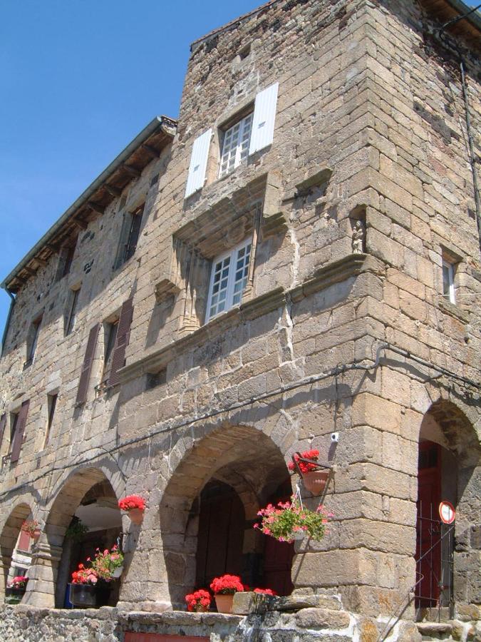Le Ponant Hotel Pradelles Exterior foto