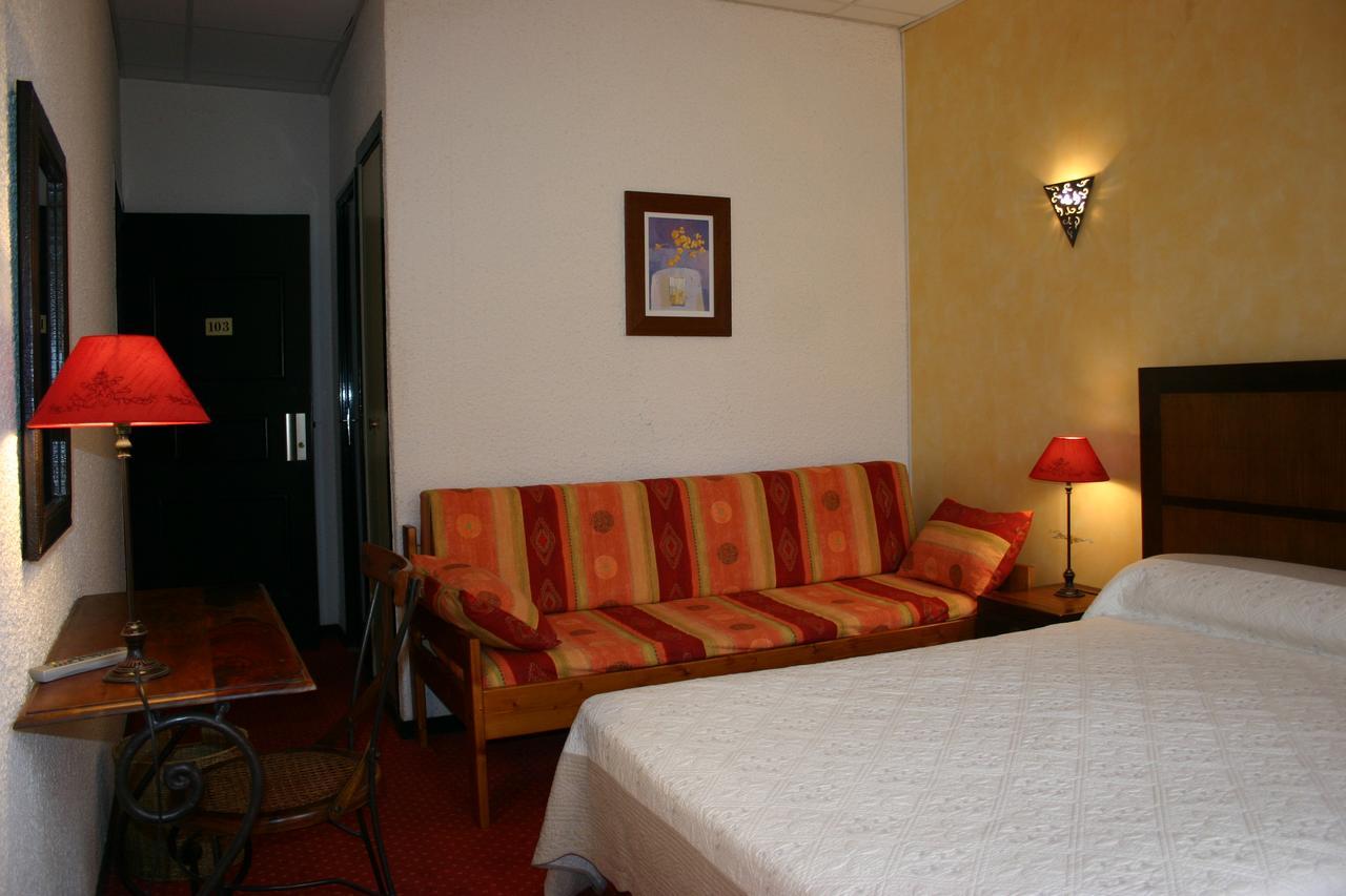 Le Ponant Hotel Pradelles Exterior foto